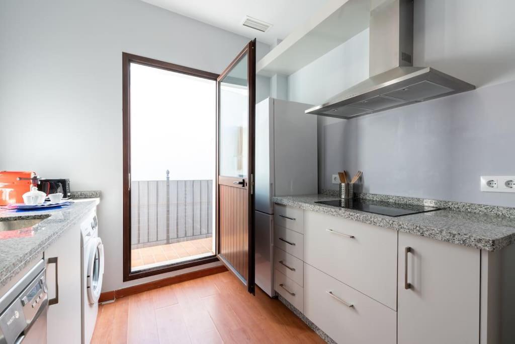 Comodo Apartamento En Алмонте Екстериор снимка